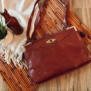 Etienne Aigner | 💕🌈💖 true vintage shoulder bag
